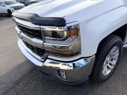 Used 2018 Chevrolet Silverado 1500 LT w/ All Star Edition image 13