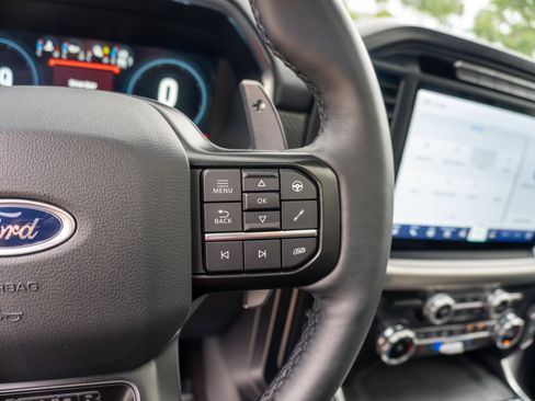 Used 2022 Ford F150 Raptor w/ Equipment Group 801A High image 17