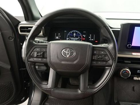 Used 2025 Toyota Tacoma SR5 AWD/4WD image 6