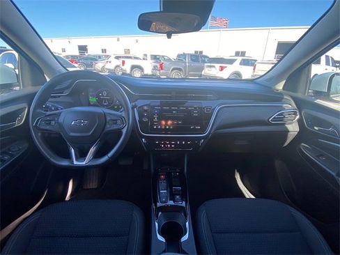 Used 2023 Chevrolet Bolt EUV LT w/ Driver Confidence Package image 17