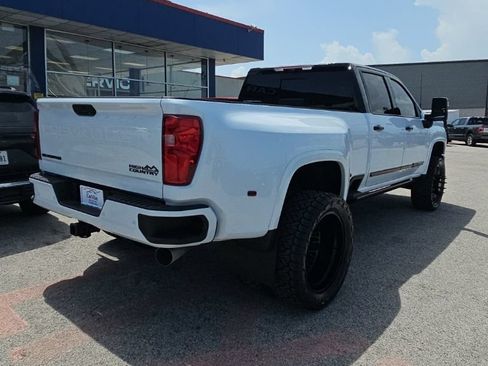 Used 2026 Chevrolet Silverado 3500 High Country w/ High Country Premium Package AWD/4WD image 8