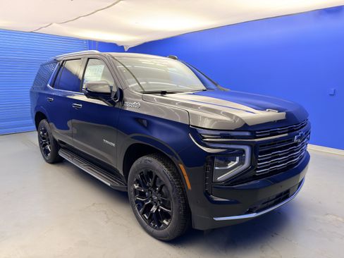 New 2026 Chevrolet Tahoe High Country w/ Sun And Tow Package AWD/4WD image 2