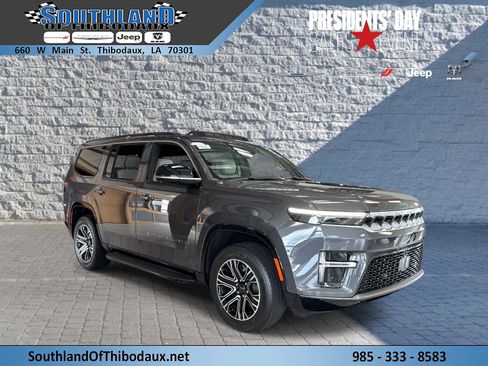 New 2026 Jeep Grand Wagoneer 4WD w/ Premium Group I image 1