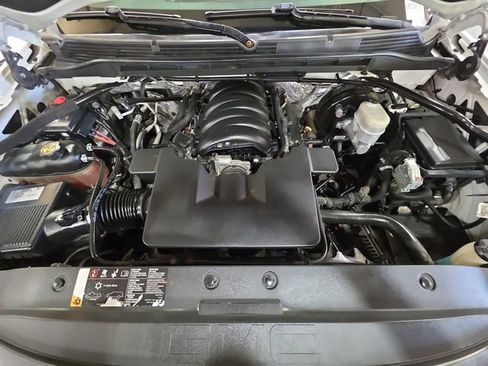 Used 2017 GMC Sierra 1500 SLE image 46