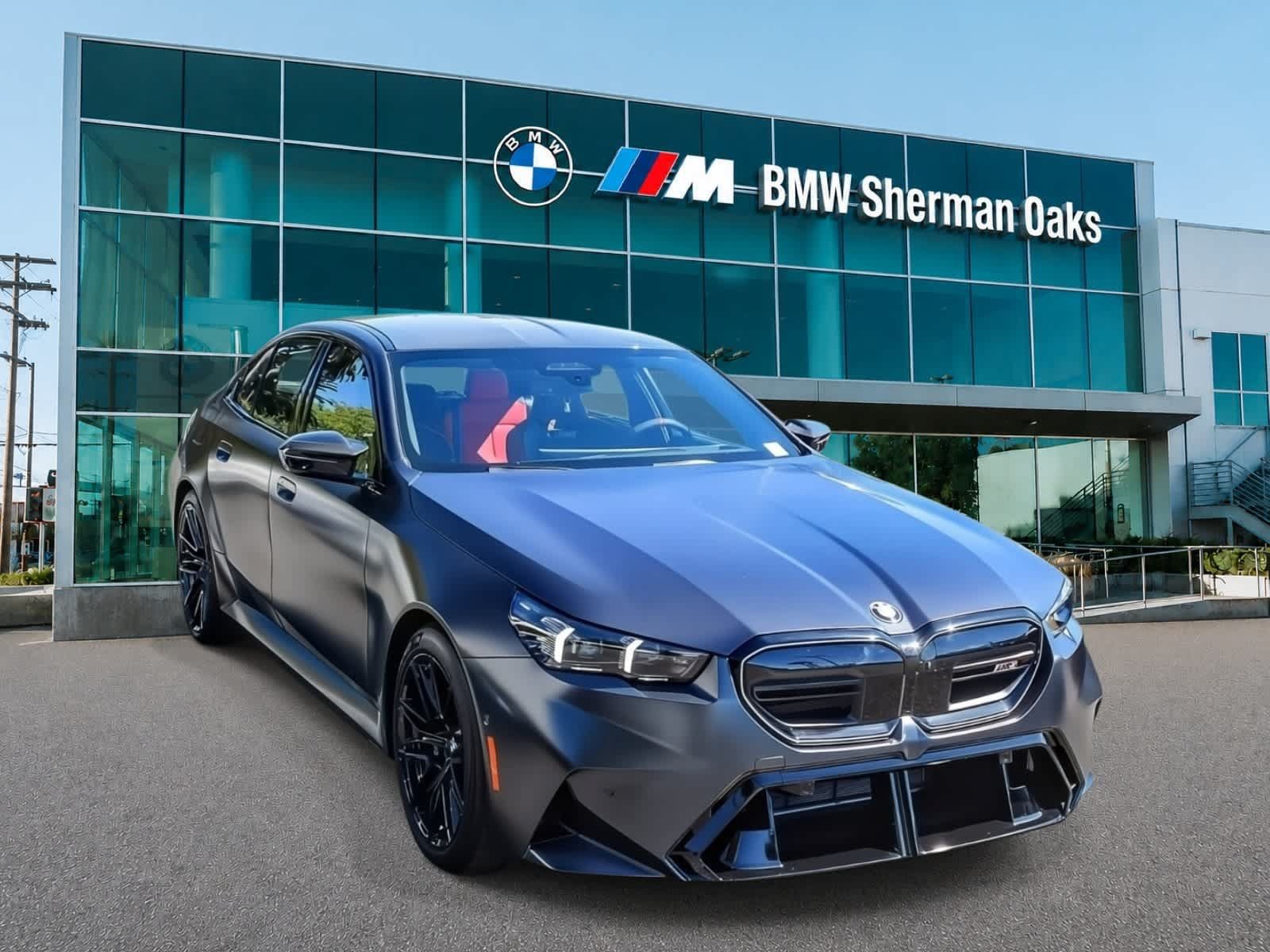 New 2026 BMW M5 w/ Carbon Package AWD/4WD image 3