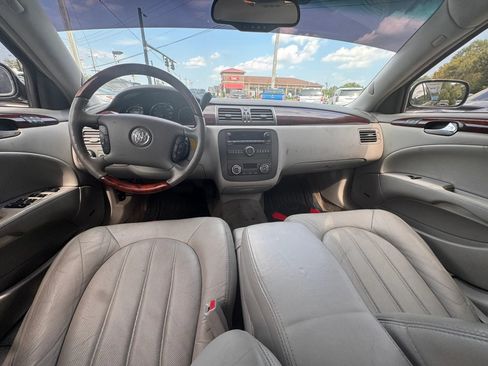 Used 2009 Buick Lucerne CXL FWD image 17