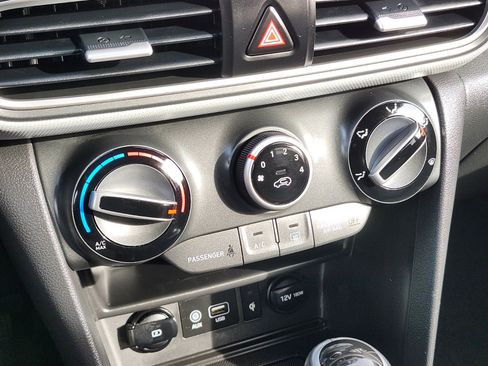 Used 2021 Hyundai Kona SEL Plus w/ Cargo Package image 23