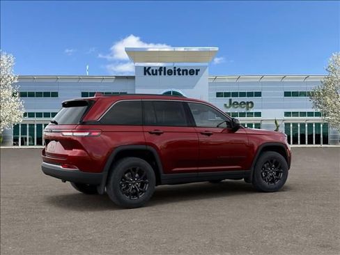 New 2026 Jeep Grand Cherokee Altitude AWD/4WD image 4