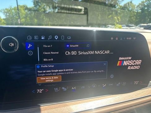 Used 2025 Chevrolet Tahoe High Country AWD/4WD image 21