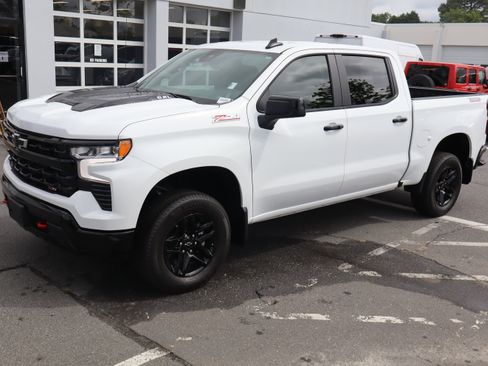 Certified 2024 Chevrolet Silverado 1500 LT Trail Boss image 5