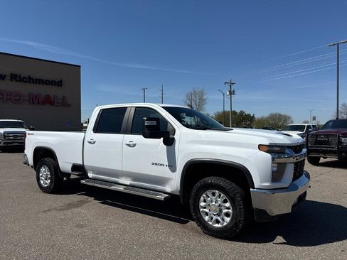 Used 2022 Chevrolet Silverado 3500 LT w/ Convenience Package AWD/4WD image 7