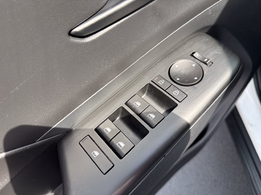 Certified 2026 Hyundai Kona SEL Sport FWD image 10