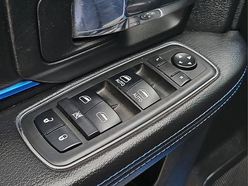 Used 2018 RAM 1500 Sport w/ Hydro Blue Sport Package AWD/4WD image 19