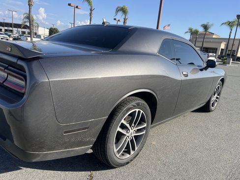 Used 2019 Dodge Challenger SXT w/ Plus Package image 11