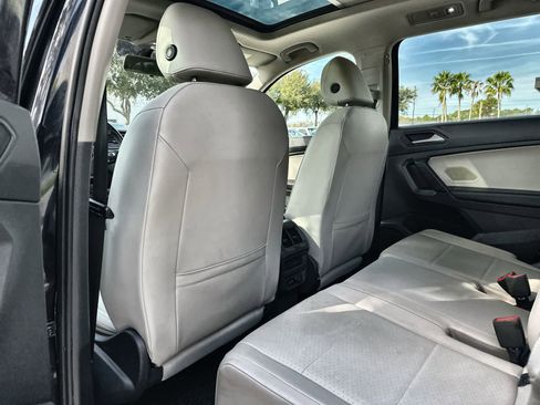 Used 2019 Volkswagen Tiguan SEL image 12