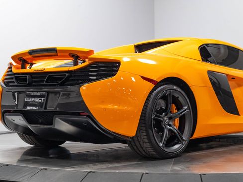Used 2015 McLaren 650S Spider RWD image 24
