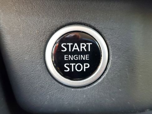 Certified 2023 Nissan Rogue SV image 23