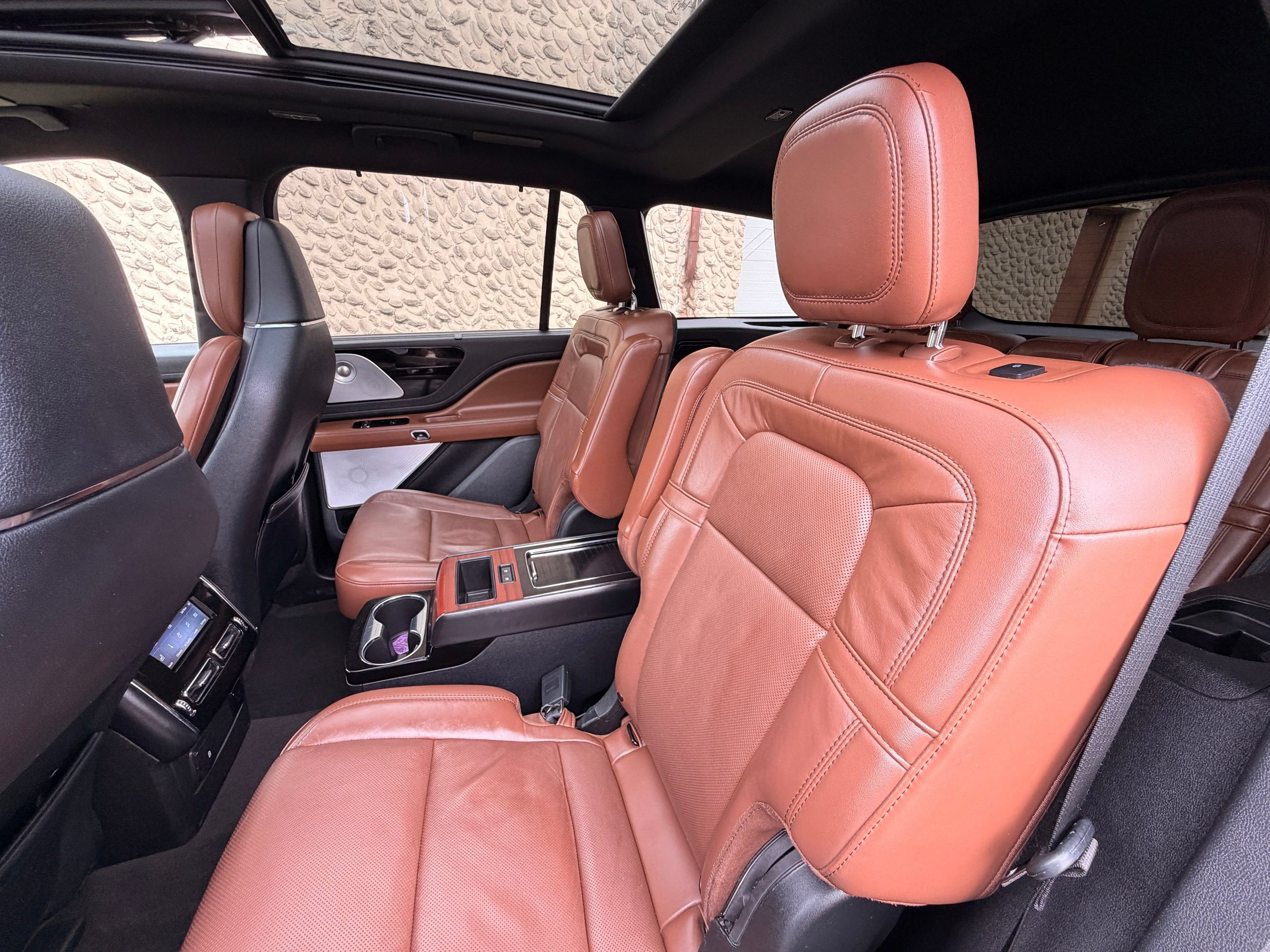 Used 2023 Lincoln Aviator Reserve w/ Equipment Group 201A AWD/4WD image 19