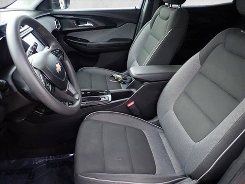 Used 2022 Chevrolet TrailBlazer LT w/ LPO, Blackout Package image 10