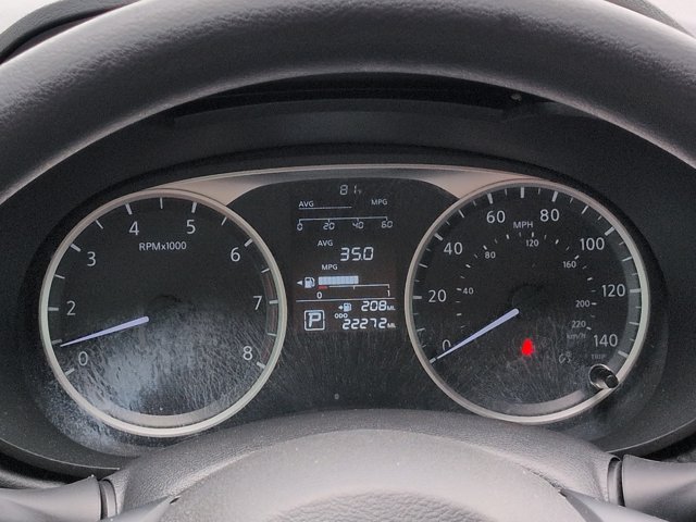 Used 2024 Nissan Versa S w/ S Plus Package FWD image 25