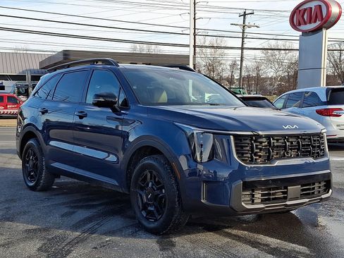 Used 2024 Kia Sorento SX Prestige w/ Olive Brown Leather Package image 3