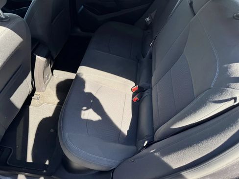 Used 2017 Chevrolet Cruze LT FWD image 23