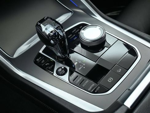 Used 2020 BMW X6 M50i w/ Executive Package AWD/4WD image 49
