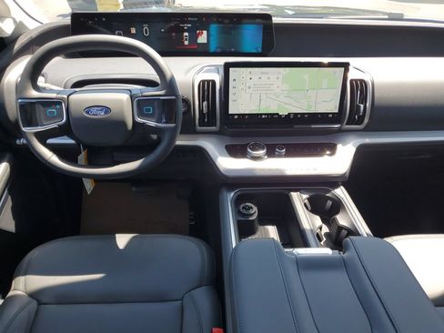 New 2026 Ford Expedition Active AWD/4WD image 28