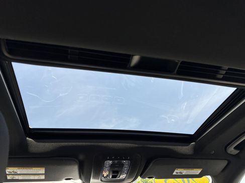 Used 2023 Mercedes-Benz GLE 450 4MATIC image 13