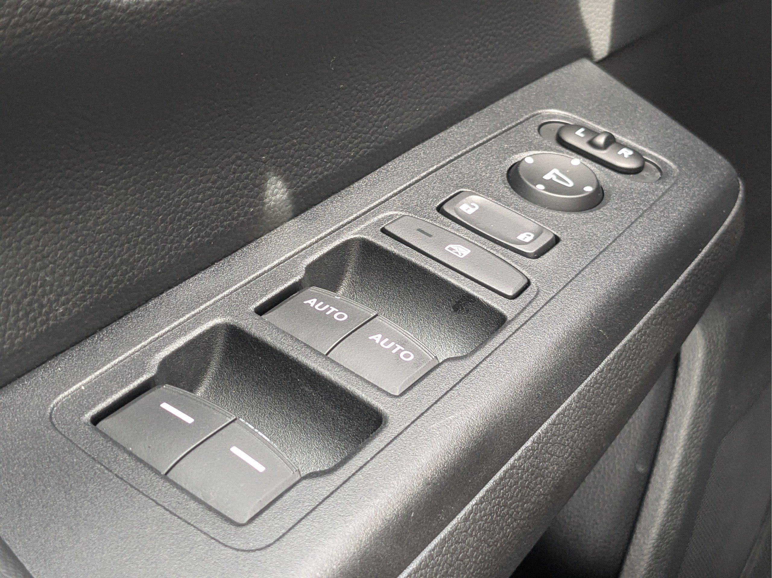 Used 2024 Honda CR-V EX image 21