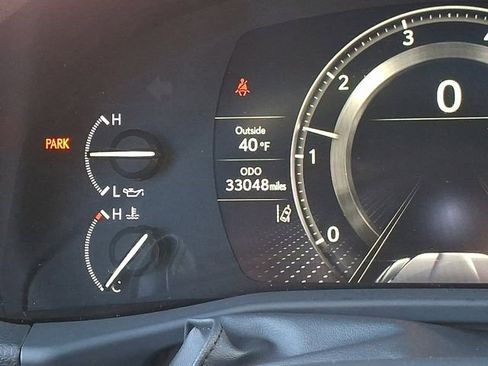 Used 2023 Lexus LX 600 4WD w/ Luxury Package image 22