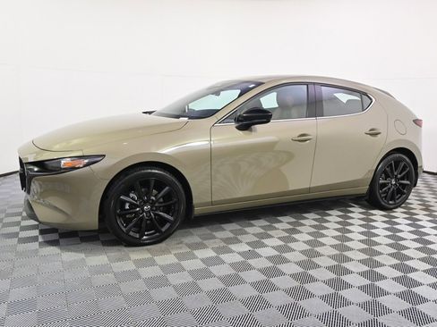 Certified 2025 MAZDA MAZDA3 Carbon image 2