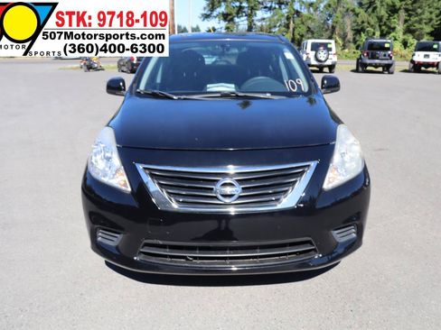 Used 2012 Nissan Versa SV w/ Convenience Pkg FWD image 12