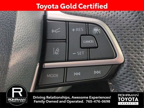 Used 2026 Toyota Sienna Limited FWD image 19