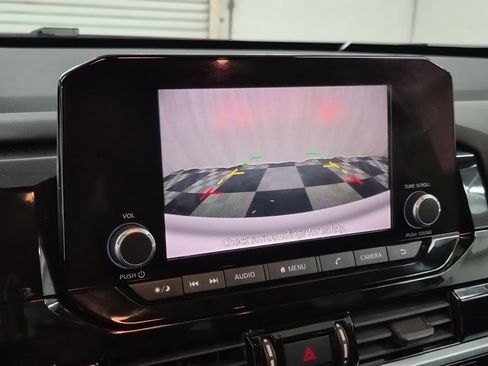 Certified 2022 Nissan Pathfinder SV w/ SV Black Package image 33