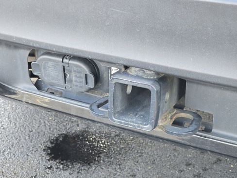 Used 2023 Ford Explorer ST-Line w/ Class IV Trailer Tow Package image 14