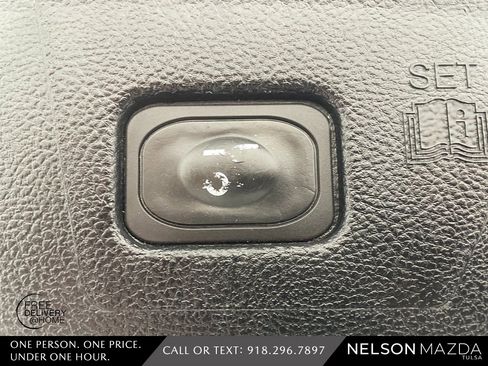 Used 2019 Ford Edge Titanium w/ Equipment Group 301A image 39