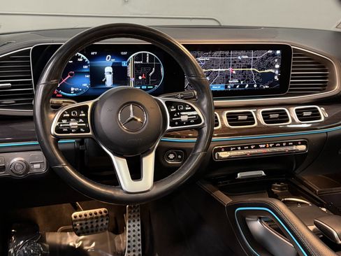 Used 2022 Mercedes-Benz GLS 450 4MATIC image 39