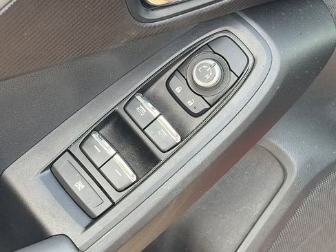 Used 2024 Subaru Crosstrek 2.5i Limited image 18