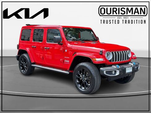 Used 2024 Jeep Wrangler Unlimited Sahara w/ Technology Group AWD/4WD image 1