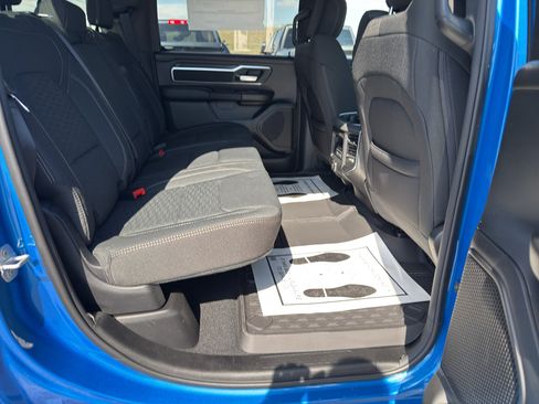 New 2026 RAM 1500 Big Horn AWD/4WD image 11