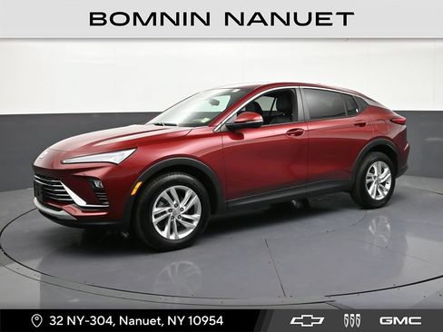 Certified 2024 Buick Envista Preferred w/ Advanced Safety Package FWD image 1