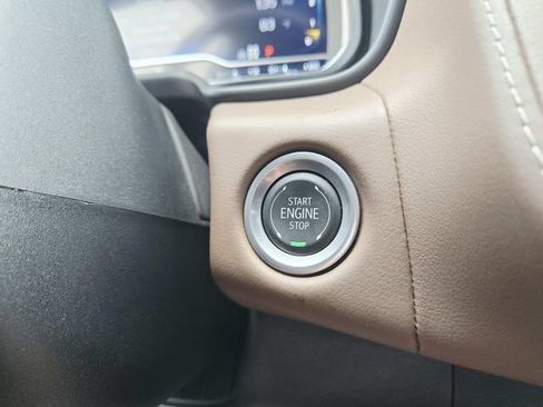 Used 2024 Chevrolet Suburban High Country w/ Advanced Technology Package AWD/4WD image 33