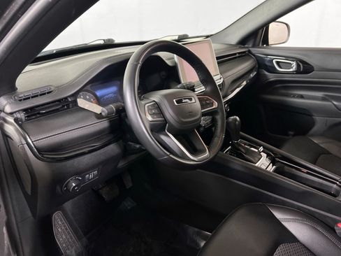 Used 2022 Jeep Compass Latitude w/ Convenience Group AWD/4WD image 9