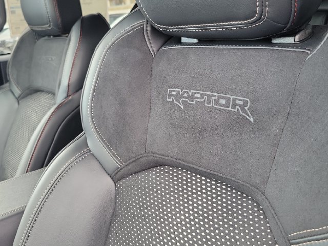 New 2026 Ford Bronco Raptor w/ Interior Carbon Fiber Pack AWD/4WD image 16