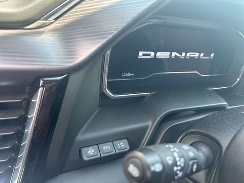 Used 2024 GMC Sierra 1500 Denali Ultimate AWD/4WD image 8