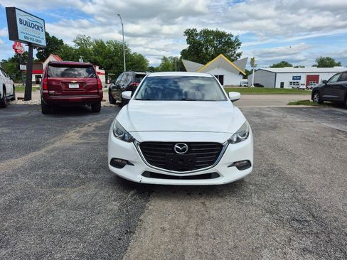 Used 2017 MAZDA MAZDA3 Touring FWD image 8