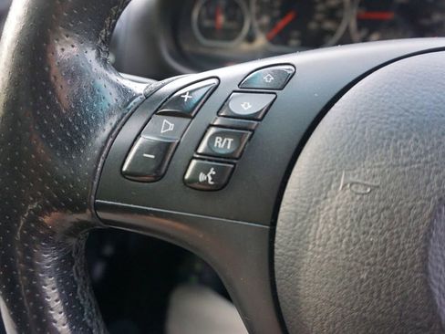 Used 2005 BMW 330Ci Convertible image 6