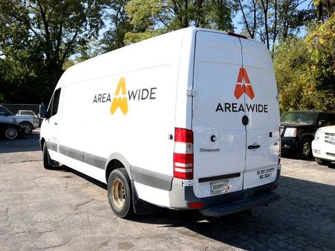 Used 2010 Mercedes-Benz Sprinter 3500 image 7