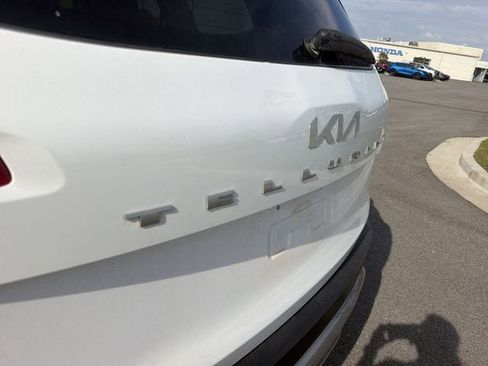 Used 2022 Kia Telluride EX FWD image 34